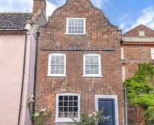 United Kingdom Norfolk Cley next the Sea vacation rental compare prices direct by owner 28244191