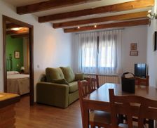 Spain Castilla-La Mancha Olmeda de Cobeta vacation rental compare prices direct by owner 32461808
