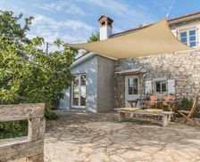 Croatia Istria Vižinada vacation rental compare prices direct by owner 14331421