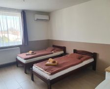 Hungary Pest Vecsés vacation rental compare prices direct by owner 26885321