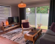 Australia New South Wales Orange vacation rental compare prices direct by owner 26757467