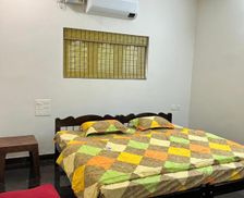 India Karnataka Pāngāla vacation rental compare prices direct by owner 26737288