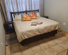 South Africa Gauteng Vanderbijlpark vacation rental compare prices direct by owner 27039542