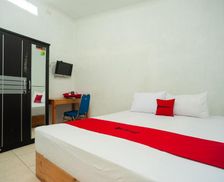 Indonesia Sumatra Tanjungkarang vacation rental compare prices direct by owner 27888660