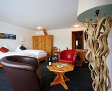 Switzerland Grisons Maloja vacation rental compare prices direct by owner 13773510