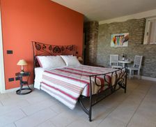 Italy Piedmont Albaretto Della Torre vacation rental compare prices direct by owner 26996181