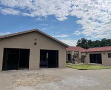 South Africa Free State Welkom vacation rental compare prices direct by owner 26216133