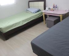 South Korea Gyeonggi-do Suwon vacation rental compare prices direct by owner 27039439