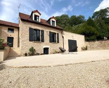 France Burgundy Volnay vacation rental compare prices direct by owner 26682157