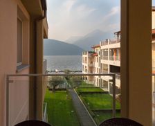 Italy Lombardy Maccagno Superiore vacation rental compare prices direct by owner 27082262