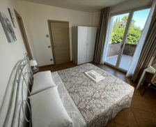 Italy Marche Montefano vacation rental compare prices direct by owner 26753699