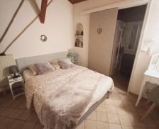 France Rhône-Alps Saint-Antoine vacation rental compare prices direct by owner 29206679