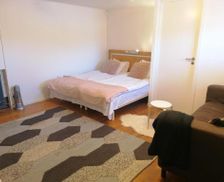 Sweden Orebro County Örebro vacation rental compare prices direct by owner 26808639