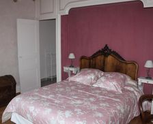 France Auvergne Saint-Vincent vacation rental compare prices direct by owner 34975153