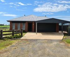 Australia Victoria Smeaton vacation rental compare prices direct by owner 27335718
