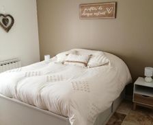 France Aquitaine Saint-Médard-de-Mussidan vacation rental compare prices direct by owner 26771808