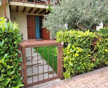 Italy Lombardy Toscolano Maderno vacation rental compare prices direct by owner 28222781