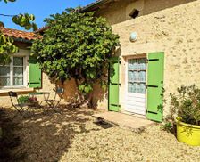 France Nouvelle-Aquitaine Bellon vacation rental compare prices direct by owner 26667652