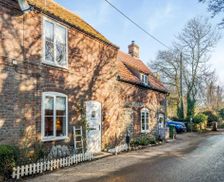 United Kingdom Norfolk Baconsthorpe vacation rental compare prices direct by owner 28310703