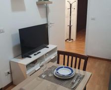 Italy Piedmont Turin vacation rental compare prices direct by owner 27414701
