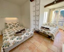 France Provence-Alpes-Côte d'Azur Riez vacation rental compare prices direct by owner 27959165