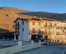 Italy Abruzzo Castel del Monte vacation rental compare prices direct by owner 26879671