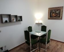 Italy Piedmont Arona vacation rental compare prices direct by owner 28915445