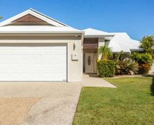 Australia Bribie Island Banksia Beach vacation rental compare prices direct by owner 6281190