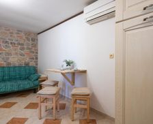 Croatia Istria Kanfanar vacation rental compare prices direct by owner 28633481