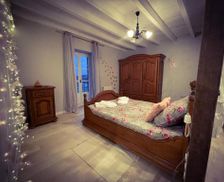 France Burgundy Essey vacation rental compare prices direct by owner 27080066