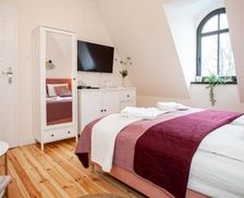 Poland  Sędzisław vacation rental compare prices direct by owner 28959636