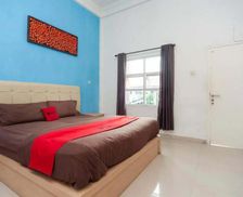 Indonesia Sumatra Jambi vacation rental compare prices direct by owner 26922336