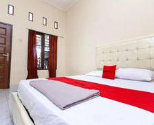 Indonesia Sumatra Jambi vacation rental compare prices direct by owner 26933595