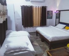 India Madhya Pradesh Khajurāho vacation rental compare prices direct by owner 26158886