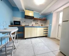 Italy Liguria La Spezia vacation rental compare prices direct by owner 28425200