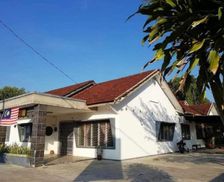 Malaysia Perak Taiping vacation rental compare prices direct by owner 27570334