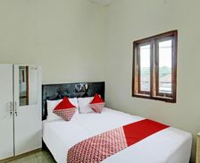 Indonesia East Java Kediri vacation rental compare prices direct by owner 26796264