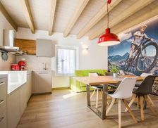 Italy Trentino Alto Adige Nago-Torbole vacation rental compare prices direct by owner 16159366