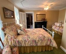 United States Kentucky Smiths Grove vacation rental compare prices direct by owner 35105344