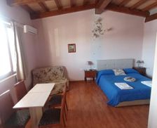 Italy Campania Grottaminarda vacation rental compare prices direct by owner 26693750