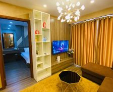 Vietnam Quang Ninh Ha Long vacation rental compare prices direct by owner 28252146