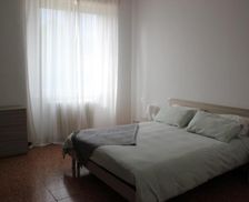 Italy Lombardy Travedona vacation rental compare prices direct by owner 29448395