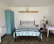 France Normandy Saint-Pierre-de-Bailleul vacation rental compare prices direct by owner 26267703