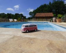 France Aquitaine Saint-Avit-Sénieur vacation rental compare prices direct by owner 17770009