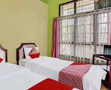 Indonesia Sumatra Pekanbaru vacation rental compare prices direct by owner 27061424