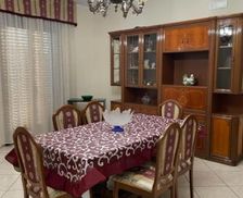 Italy Campania Mondragone vacation rental compare prices direct by owner 29146521