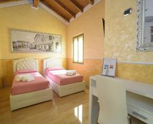 Italy Lombardy Rho vacation rental compare prices direct by owner 28614749