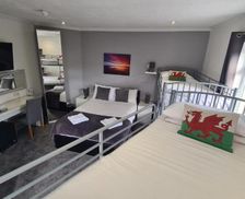 United Kingdom Gwynedd Llanberis vacation rental compare prices direct by owner 35947750