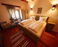 Romania Bihor Mădăraş vacation rental compare prices direct by owner 26825188