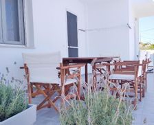 Greece Milos Triovasálos vacation rental compare prices direct by owner 28425398